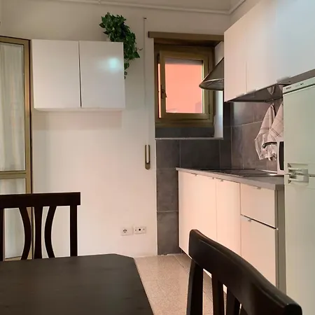 Apartment At Mollys Metro A Luciosestio Rome