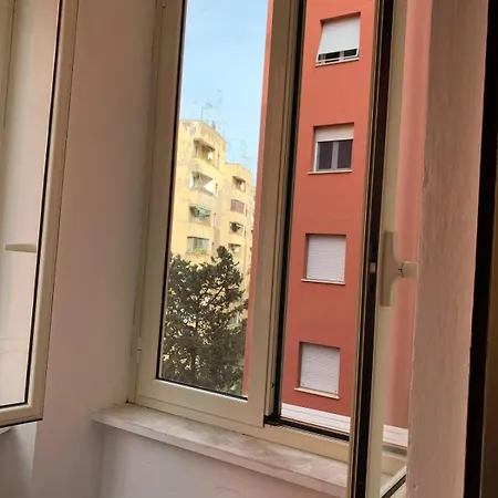 Apartment At Mollys Metro A Luciosestio *